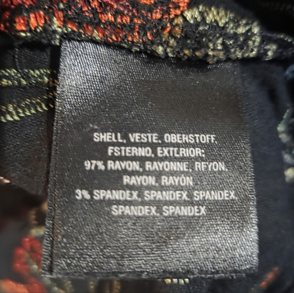 Floral Embroidered Black Top - Picture 5 of 7